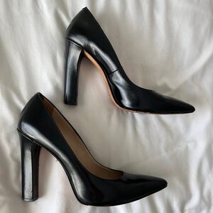 Elizabeth & James black leather pumps heels stilettos sz 8.5